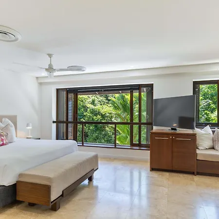 Seascape Holidays At Seascape Temple Port Douglas Exterior photo